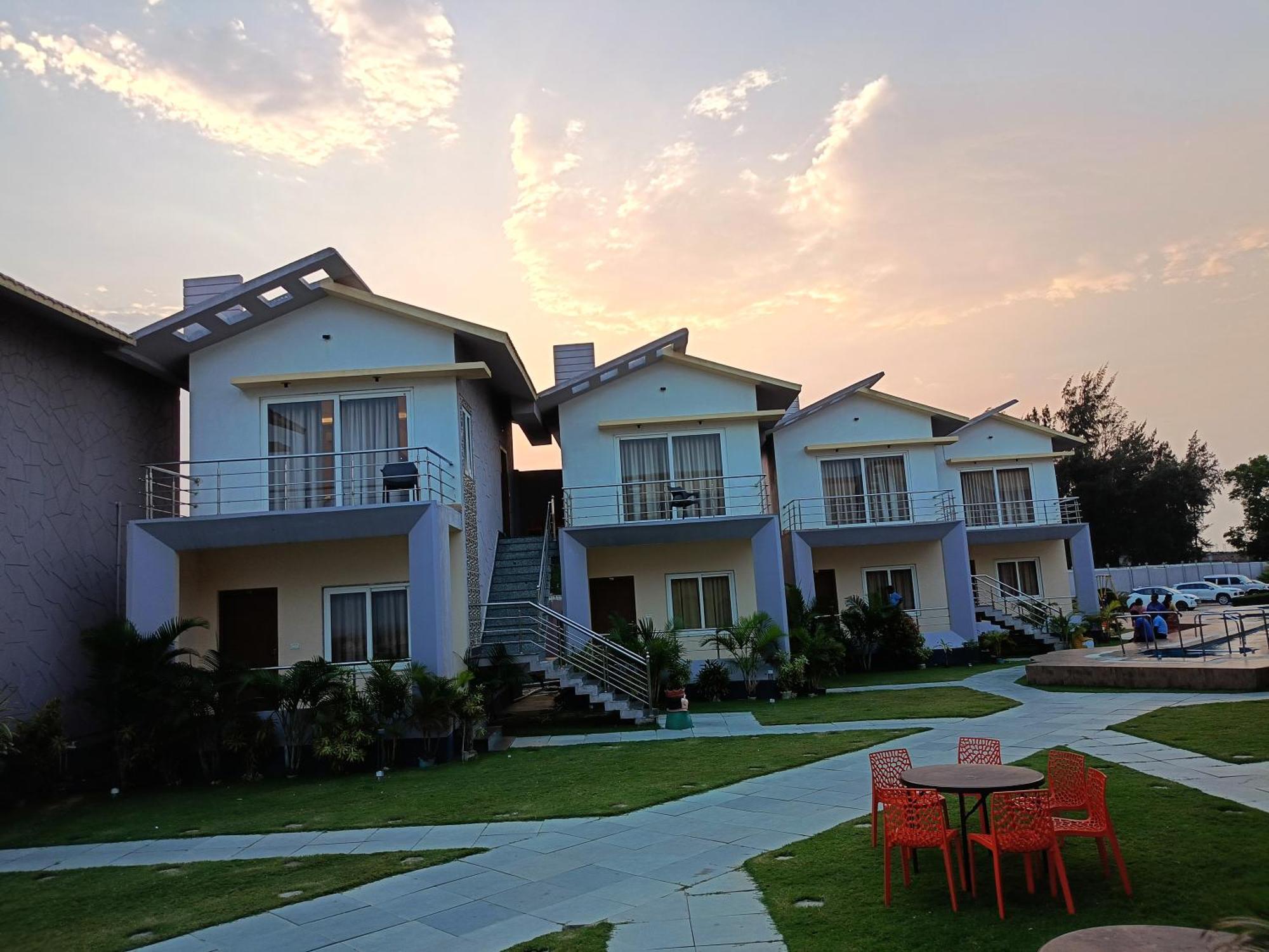 Parth King Beach Resort Mandarmani Exterior foto